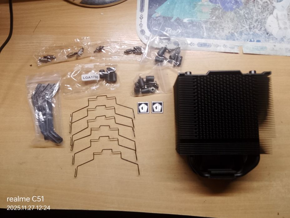 СРОЧНО Продам две видеокарты и кулер