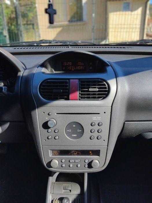 OPEL.KORSA C.2004g 1.2 бензин