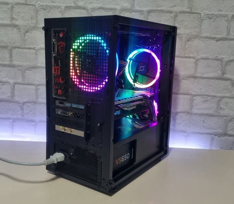 Unitate PC Gaming: Ryzen 5 3600/16GB RAM/RX 580 8GB/256SSD/1TB HDD/rgb