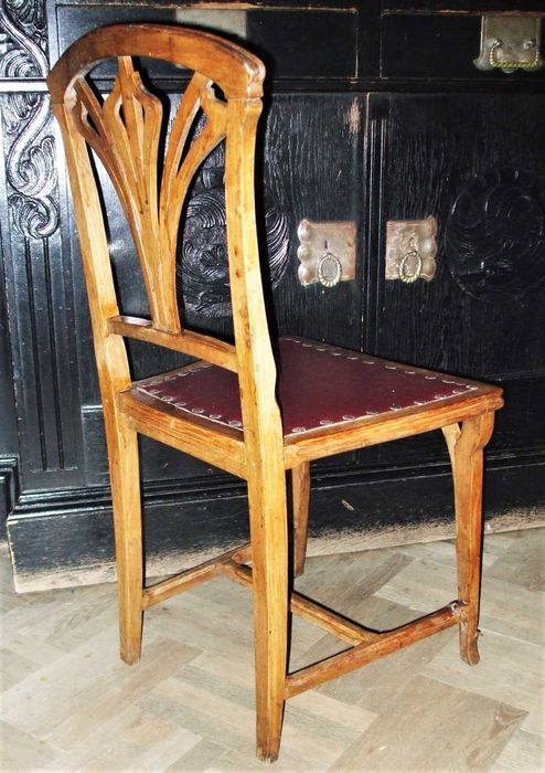 Set 6 scaune ”Art Nouveau” autentic din lemn sculptat cu piele GRENA