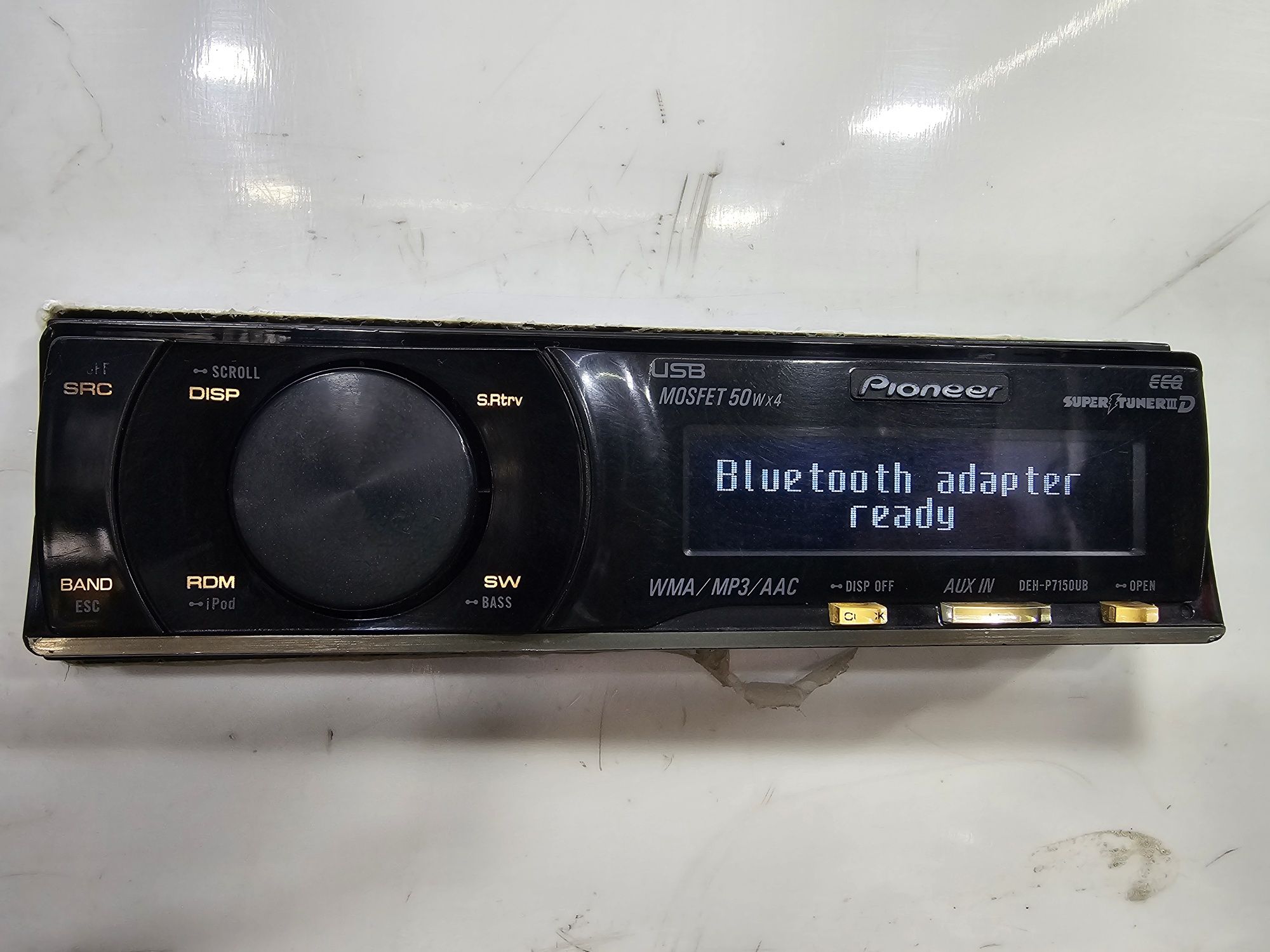 Pioneer DEH P7150 magnitola