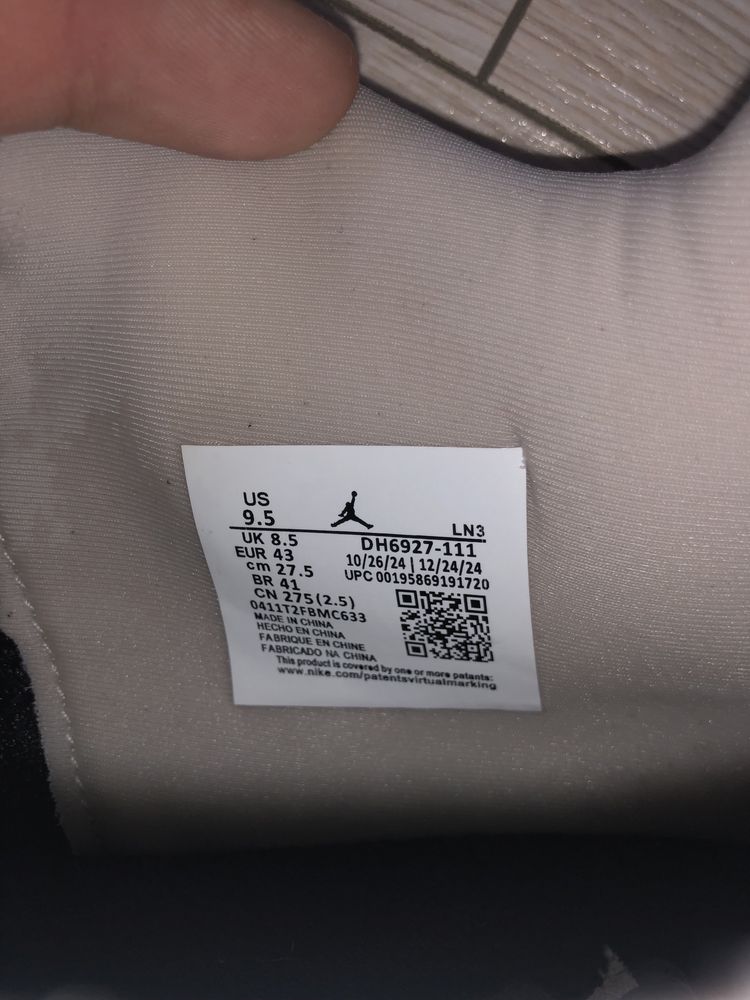 Jordan 4 Military Black