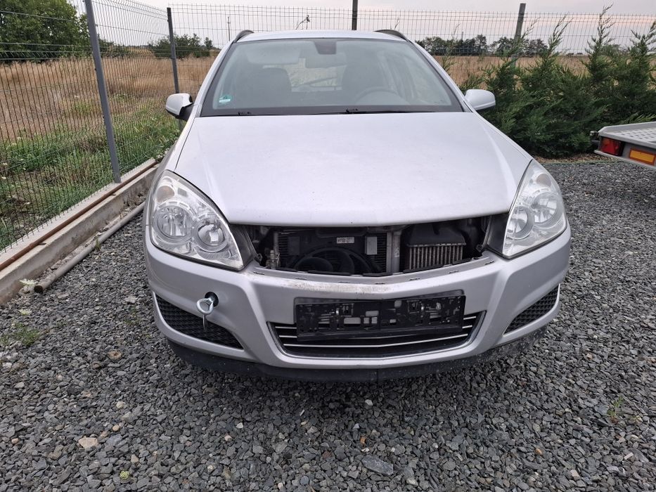Aripi fata, capotaRadiatoare apa, clima, intercooler, usi