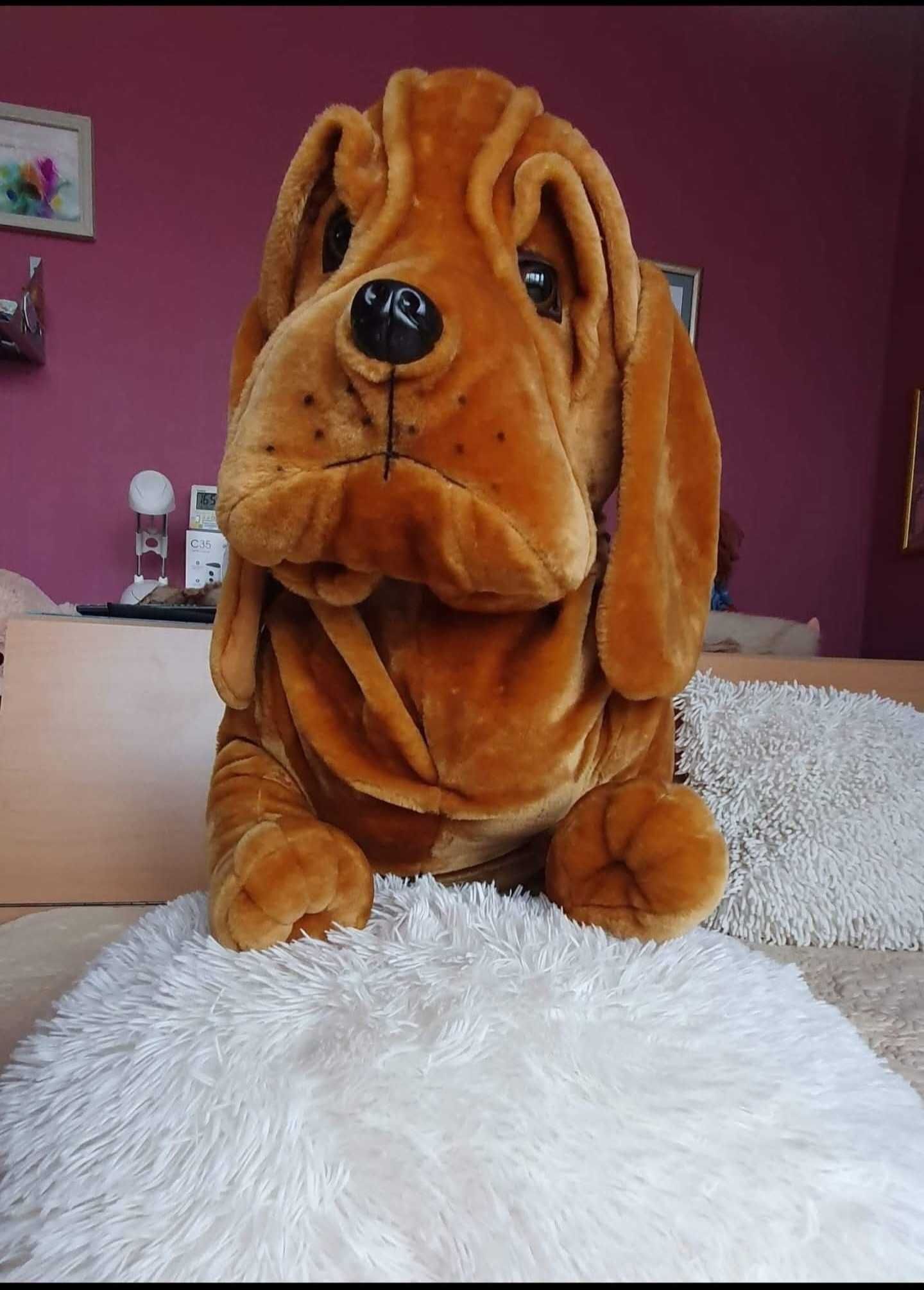 Голяма плюшена играчка куче 80см