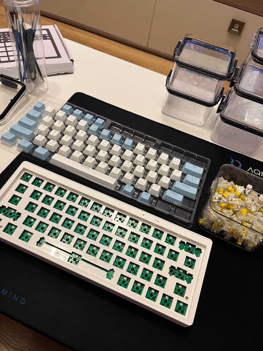 Tastatura mecanica ZIFRIEND ZA63 - custom mod