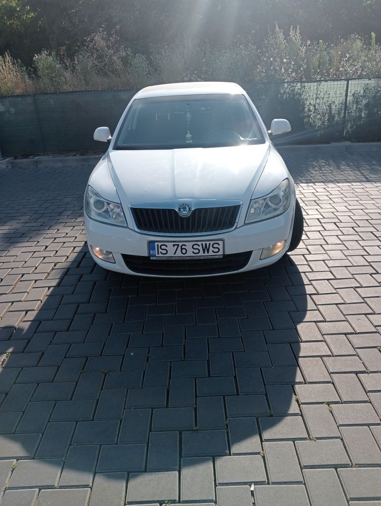 SKODA Octavia2012