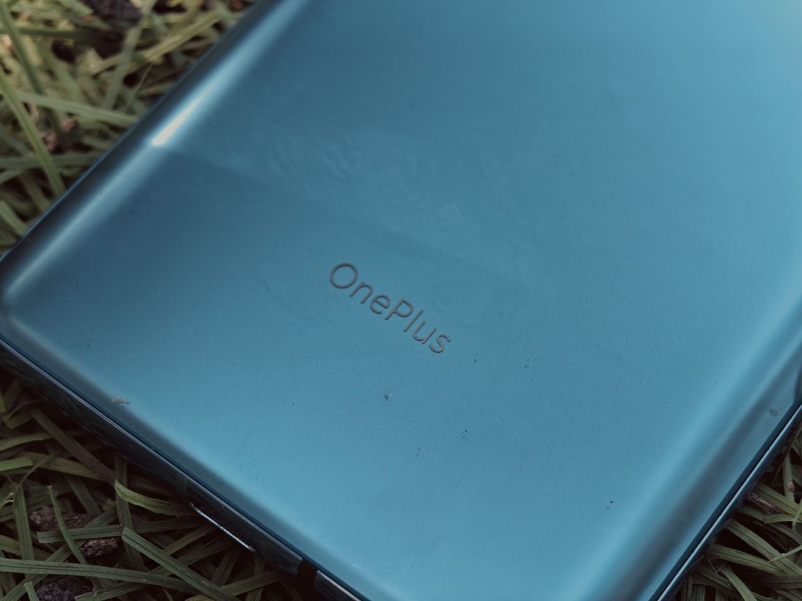 OnePlus 7T. 8/128.