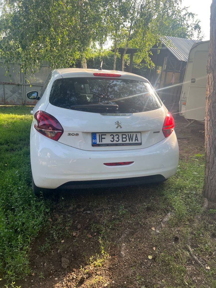 Peugeot 208 an 2015