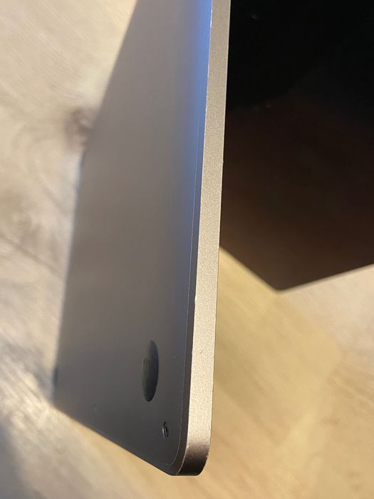 Apple Macbook Pro 2019 13 touchbar i5 8gb ram 256gb ssd BYPASS