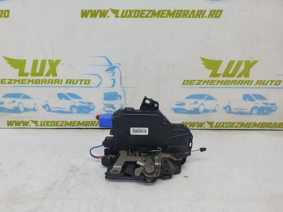 Broasca stanga spate 3b4839015an Volkswagen VW Polo 4 9N  [din 2001 pana  2005]