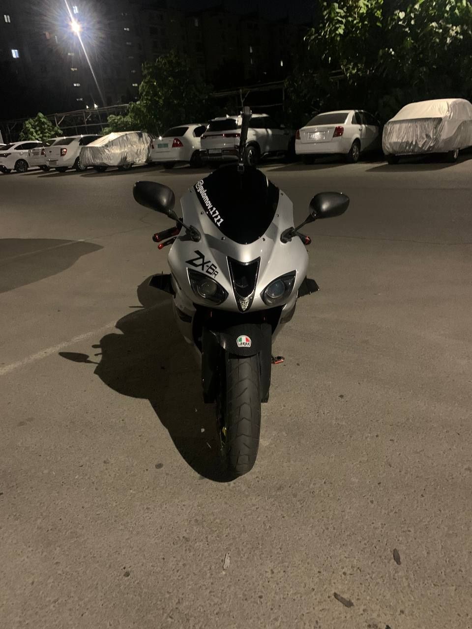 Kawasaki ZX6R зверюга