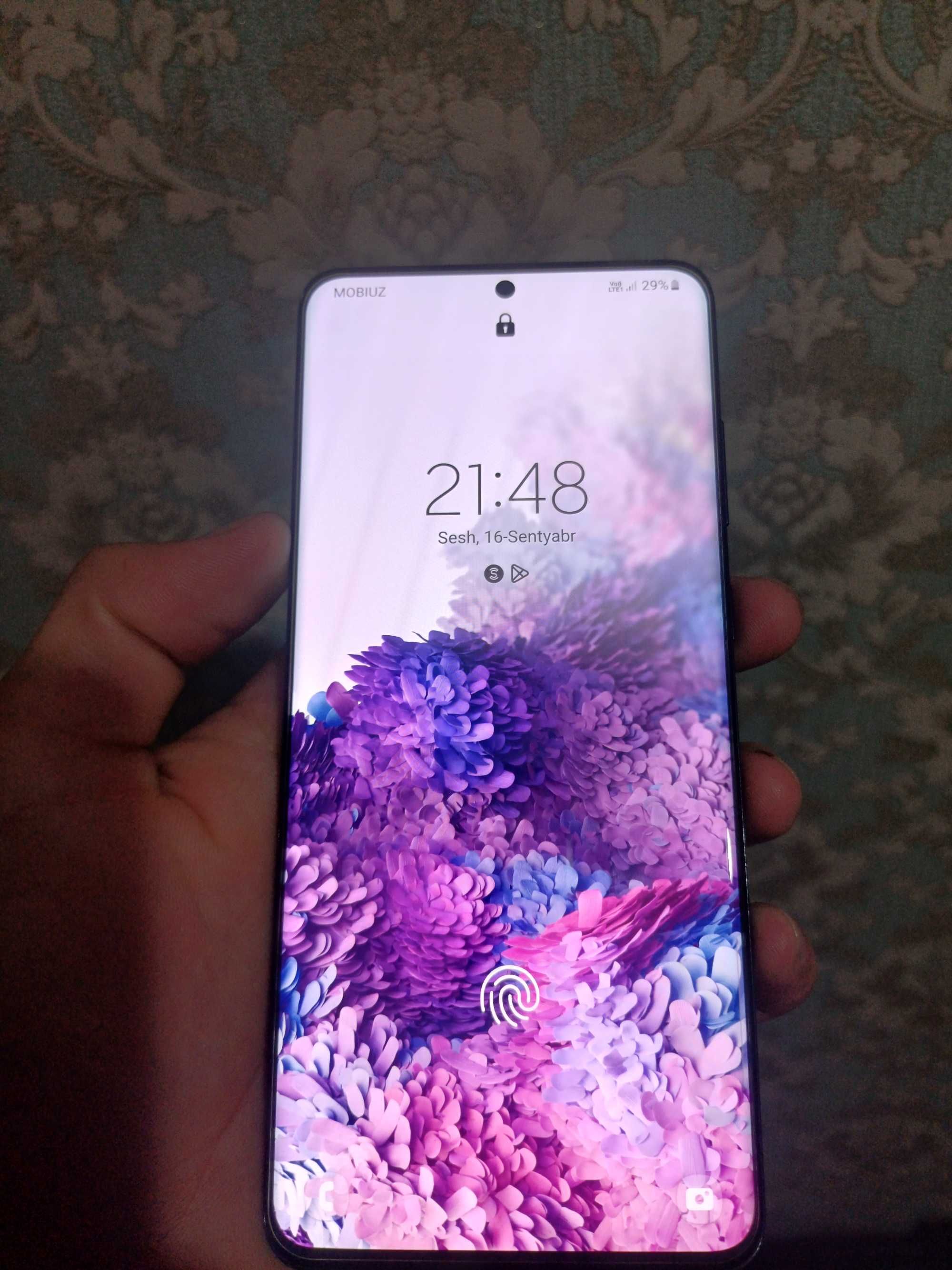 Samsung s20 plus