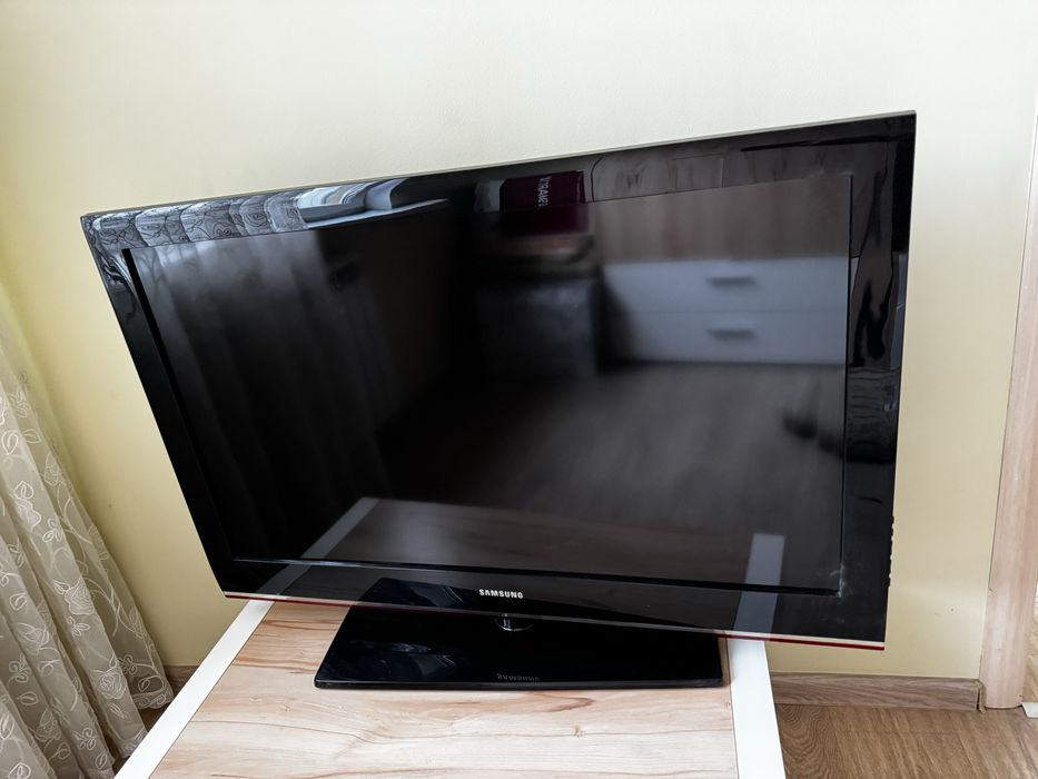 Телевизор Samsung