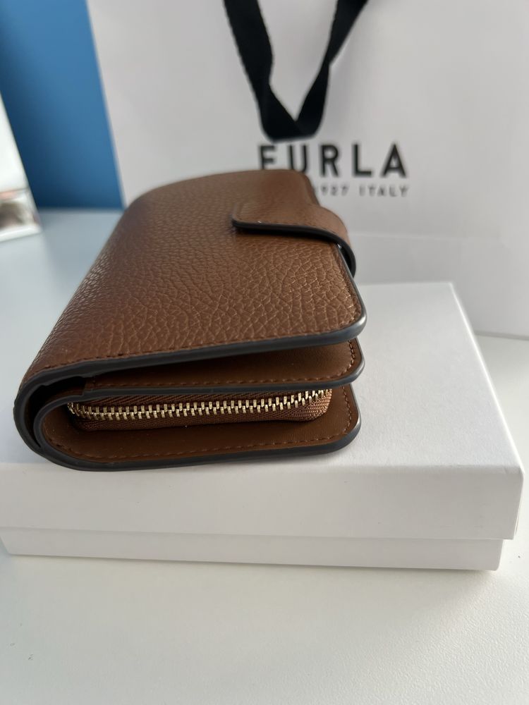 Кожен портфейл/ портмоне Furla