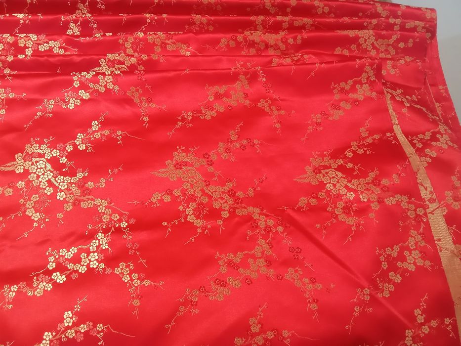 Traversă de masa 30 de lei  pe .metru