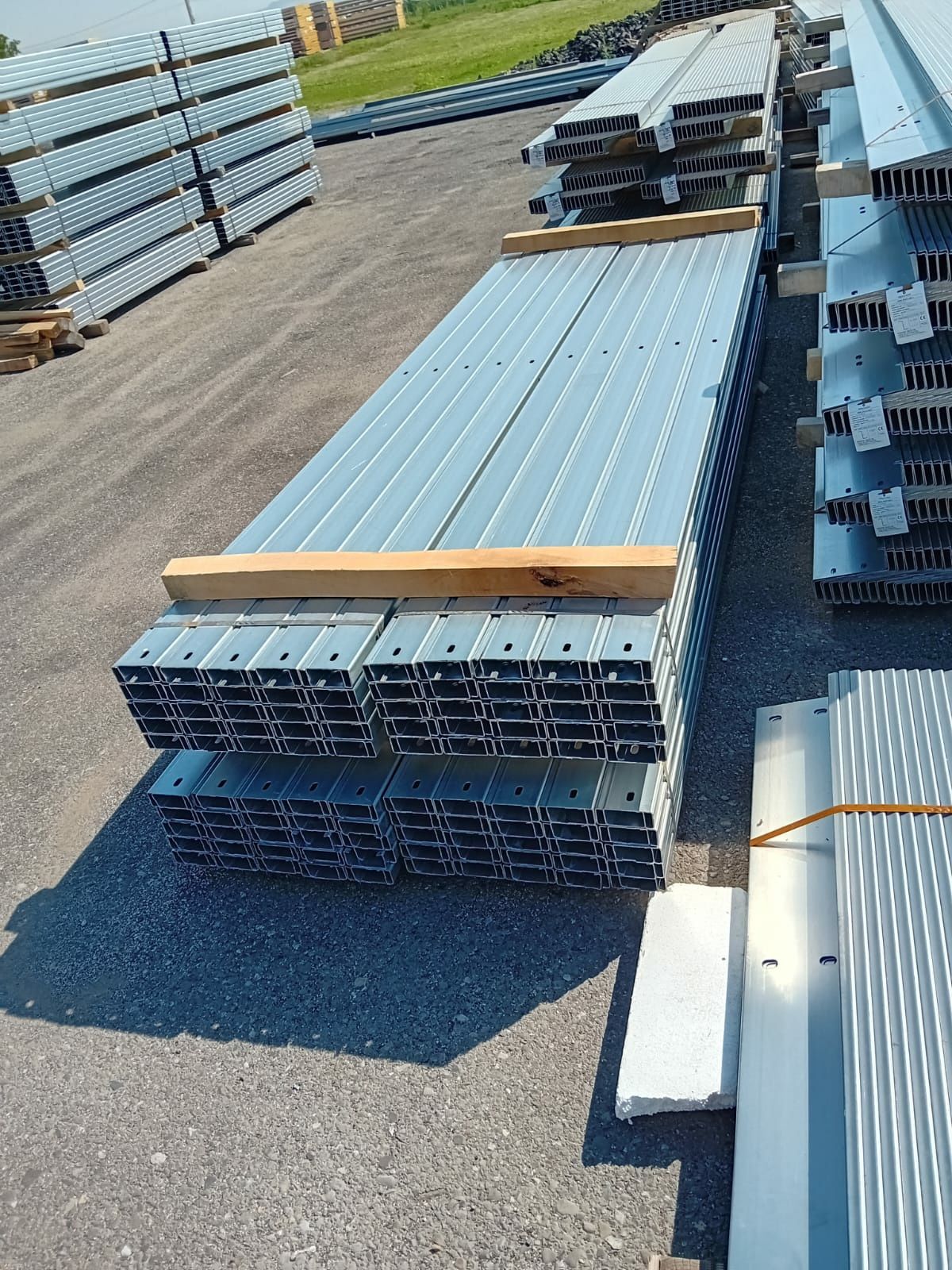 Profile zincate z c u 12 m lungime