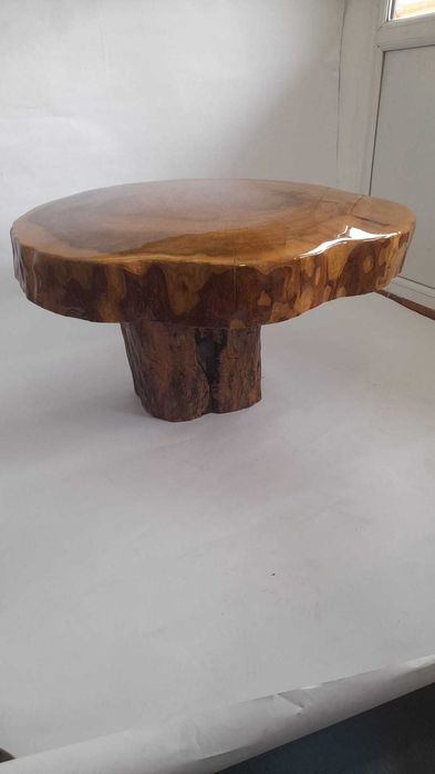 Mese din buturugi realizate cu Rasina Epoxidica