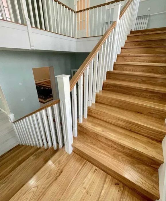 Деревянные лестницы. Лестницы под заказ. Лестницы, Двери