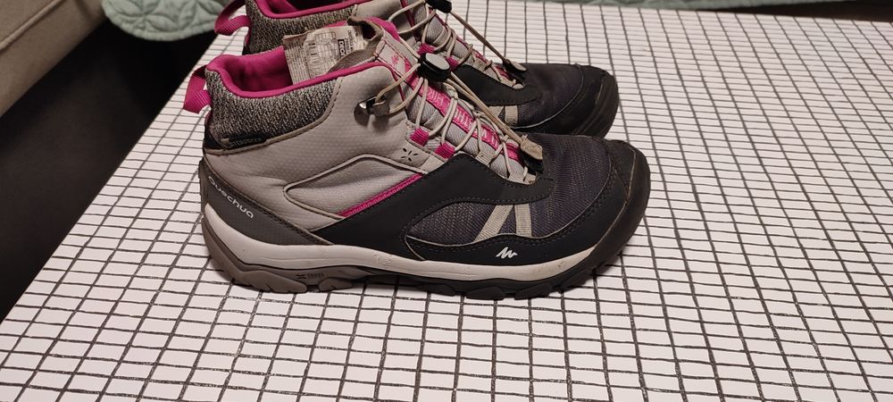 Tуристически обувки, р-р 36