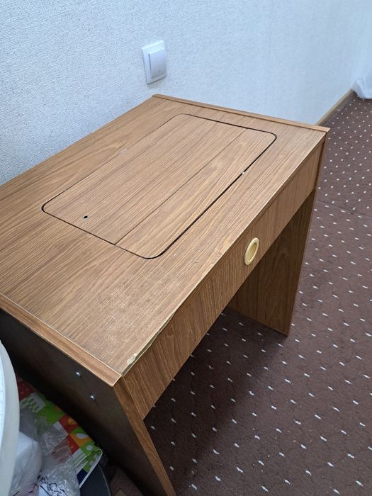 Продаётся новая швейная машина Веритас.  Производство Германия.