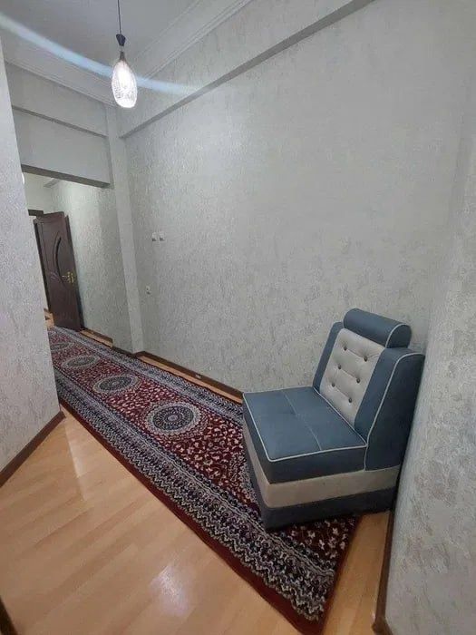Сергели 6А 2/2/7 69 м² 2-станция Метро продаётся квартира