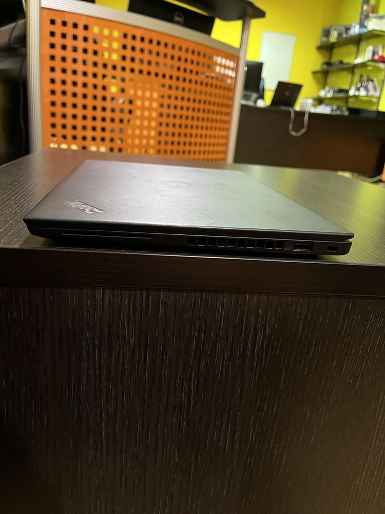 Lenovo Thinkpad X390 I5/16DDR4/512SSD