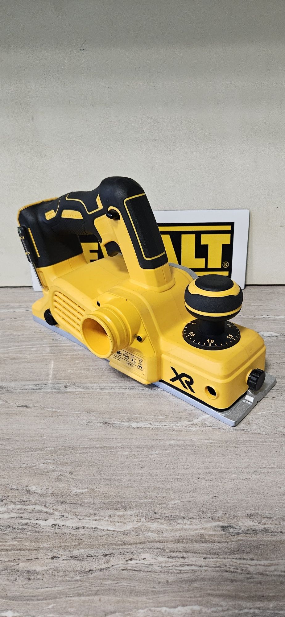 Dewalt Ренде DCP580 18V.BRUSHLESS