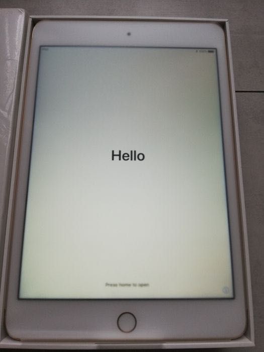 Tableta Apple Ipad mini 4 gold 128gb Wifi Noua