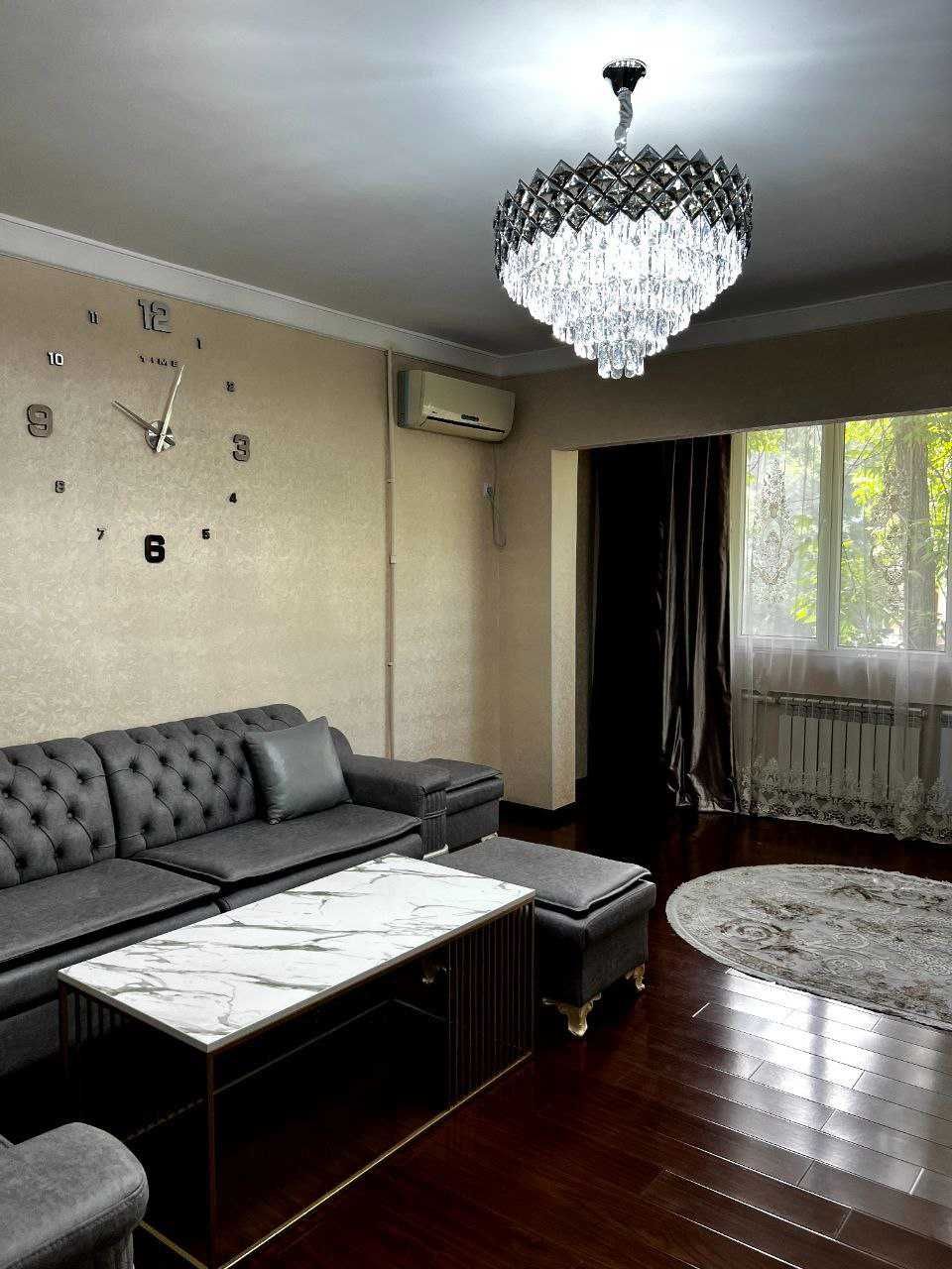 Срочно сдаётся квартира на Ойбек метро 2х комнатная 650$