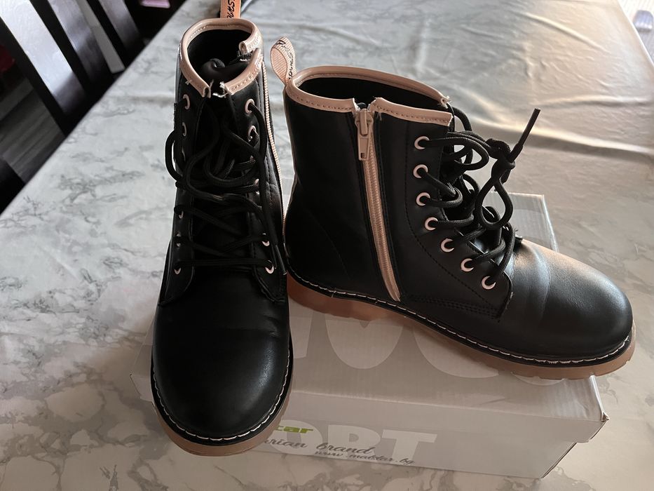 Детски боти 35 номер.