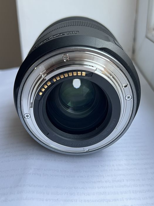 Obiectiv Canon RF 85mm f2