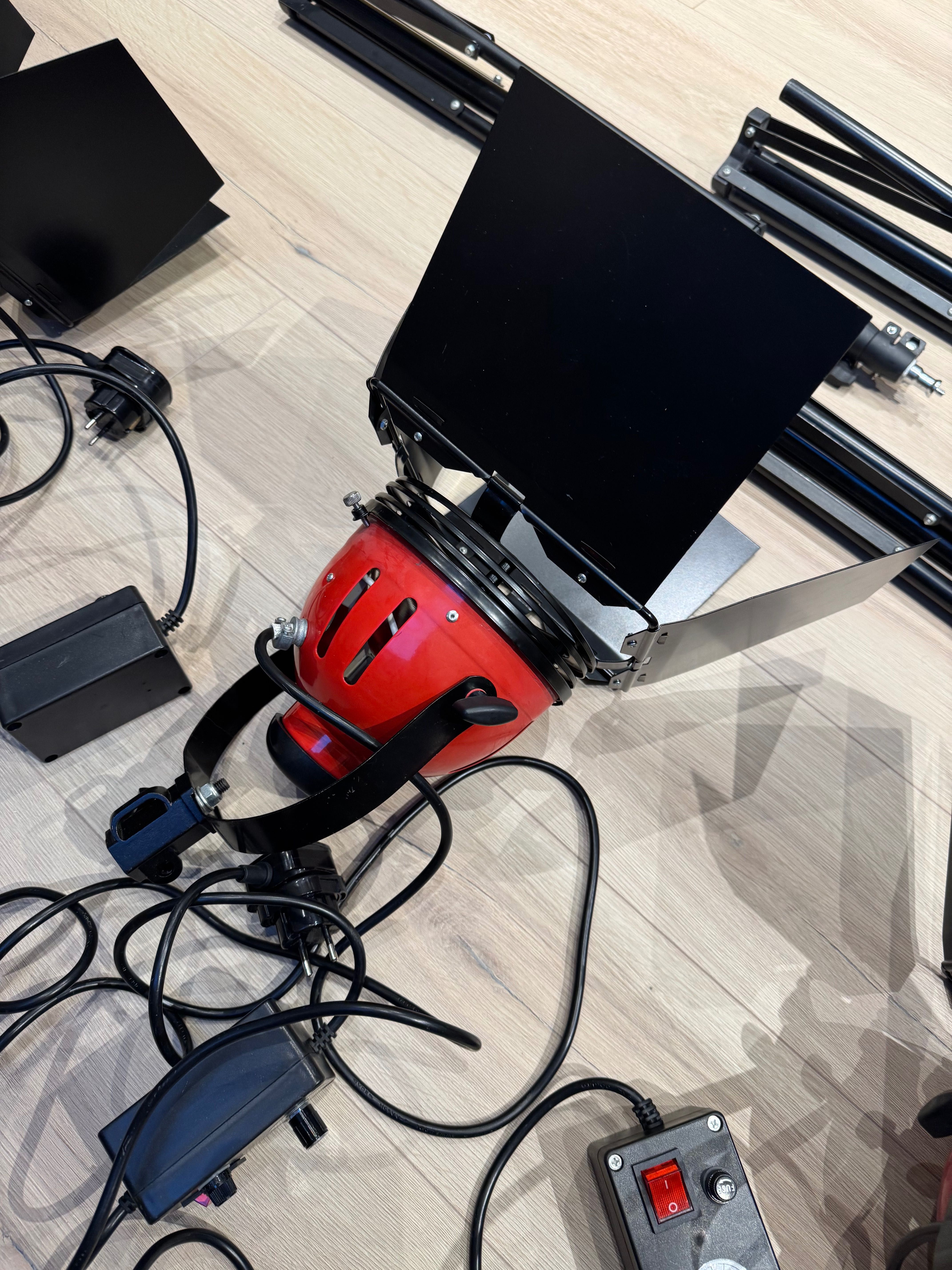 Фотографско и видео осветление 2400W Pro Photo Studio Continuous Light