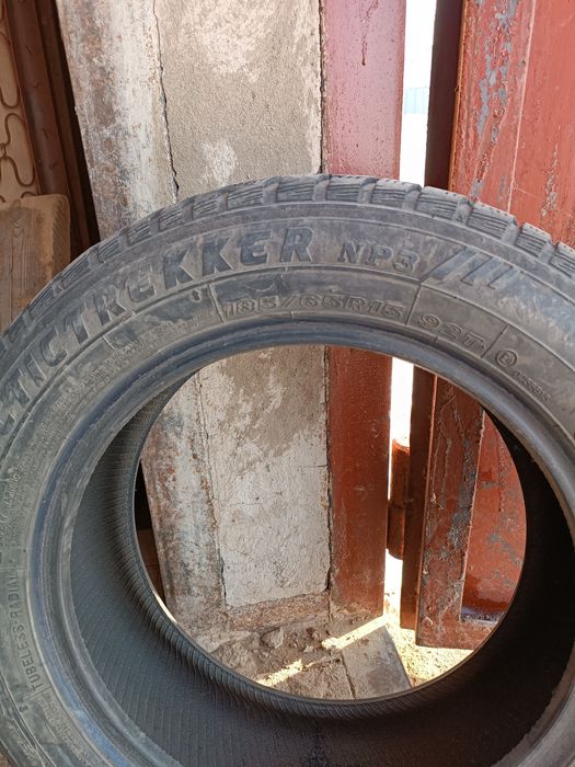 Шины продам зимние липучка
