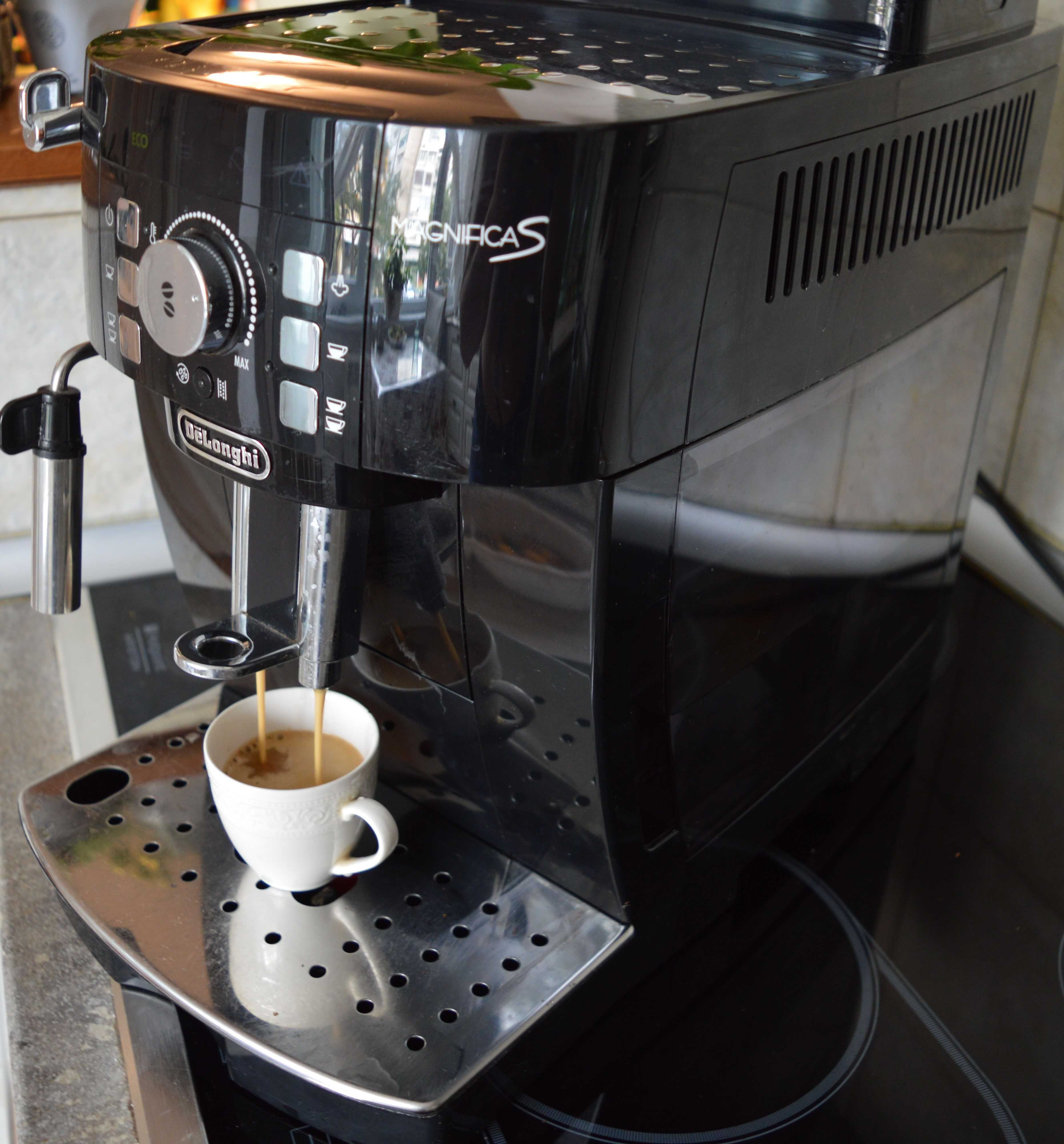 Кафеавтомат DeLonghi Magnifica S