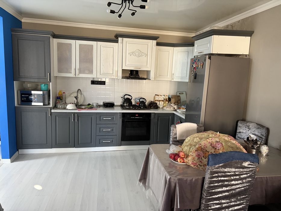 Прожам кухонный гарнитур