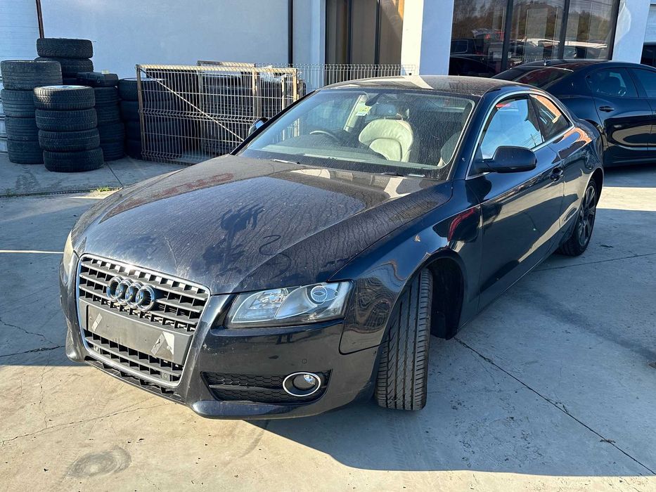Dezmembrez Audi A5 1,8 tfsi 2011 cod motor CDHB cutie automata MQZ