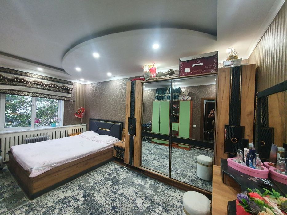 Юнусабад 11 квартал 4 комнатная