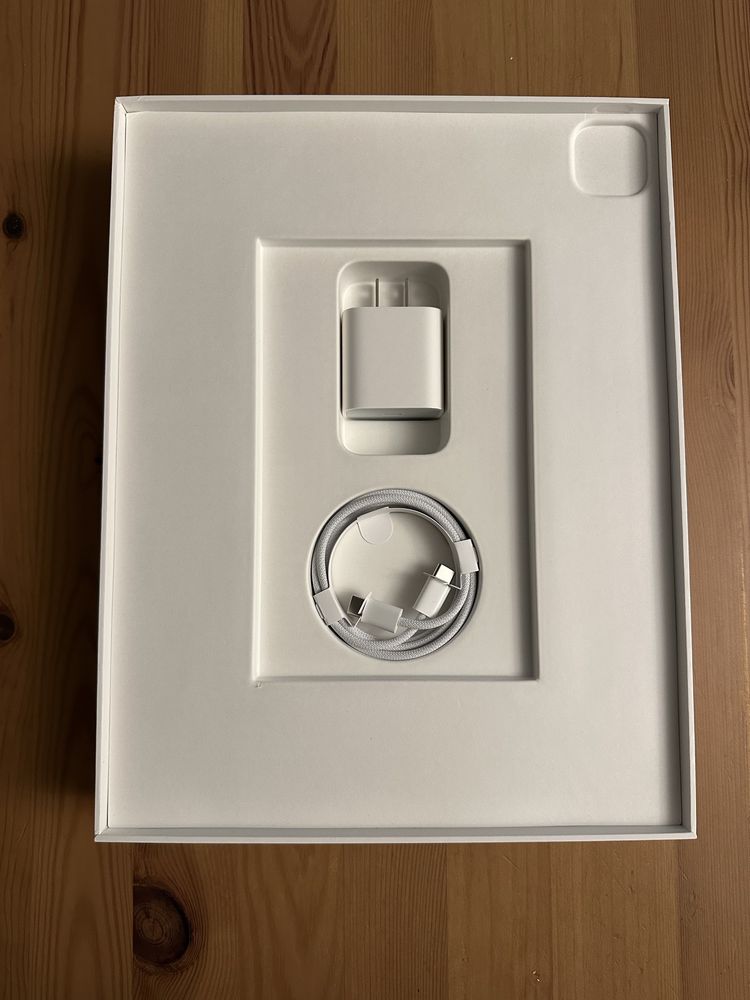 Новый iPad Pro 12.9 (6 generation) M2, 128 ГБ, Wi-Fi+Cellular (A2764)