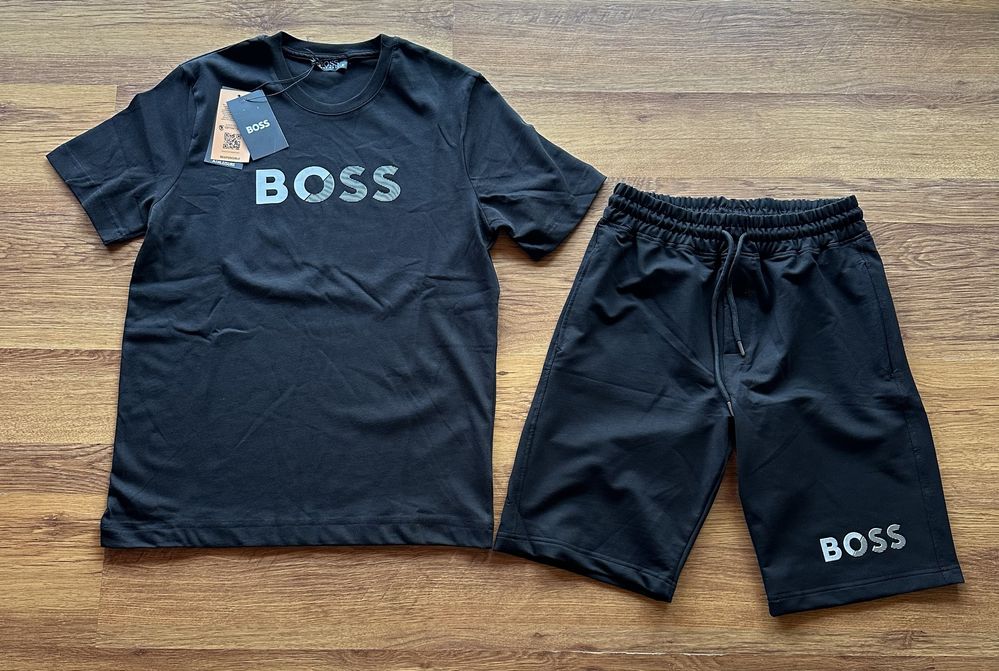 Мъжки,памучен,къс екип Hugo BOSS с гумирано лого