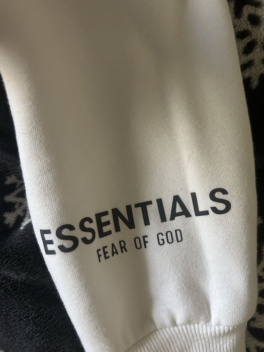 Essentiale hoodie