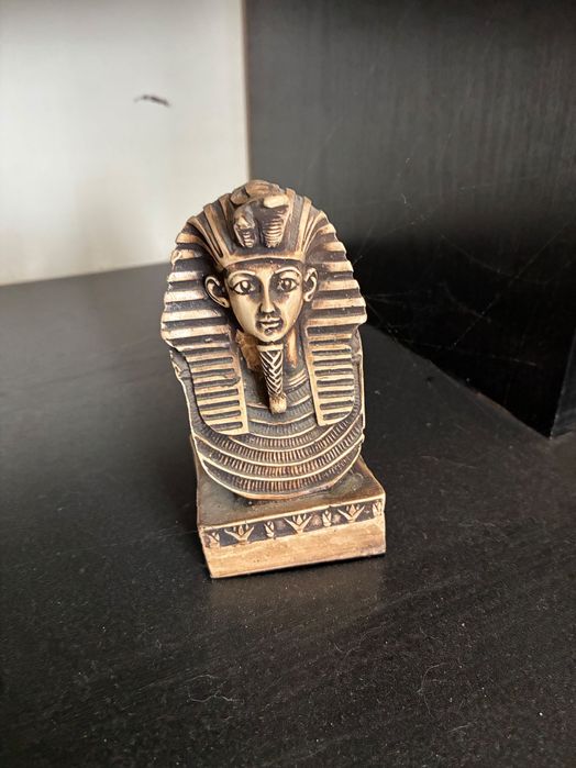 Статуетки на брой или общо