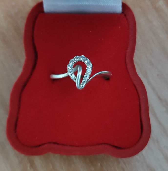 Продам серебряные украшения