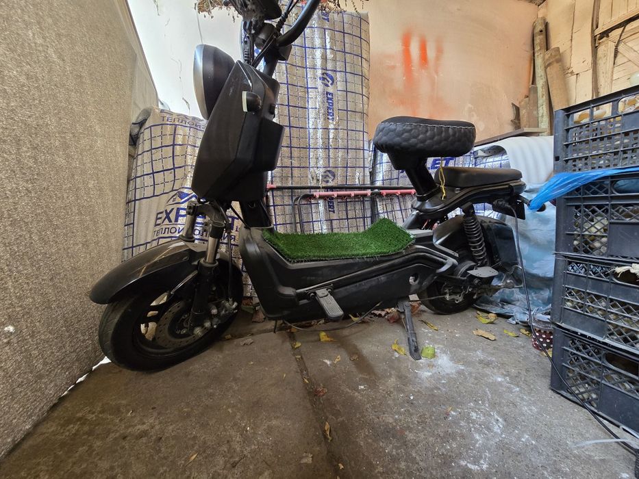 Скутер срочно сотилади холати ўртача