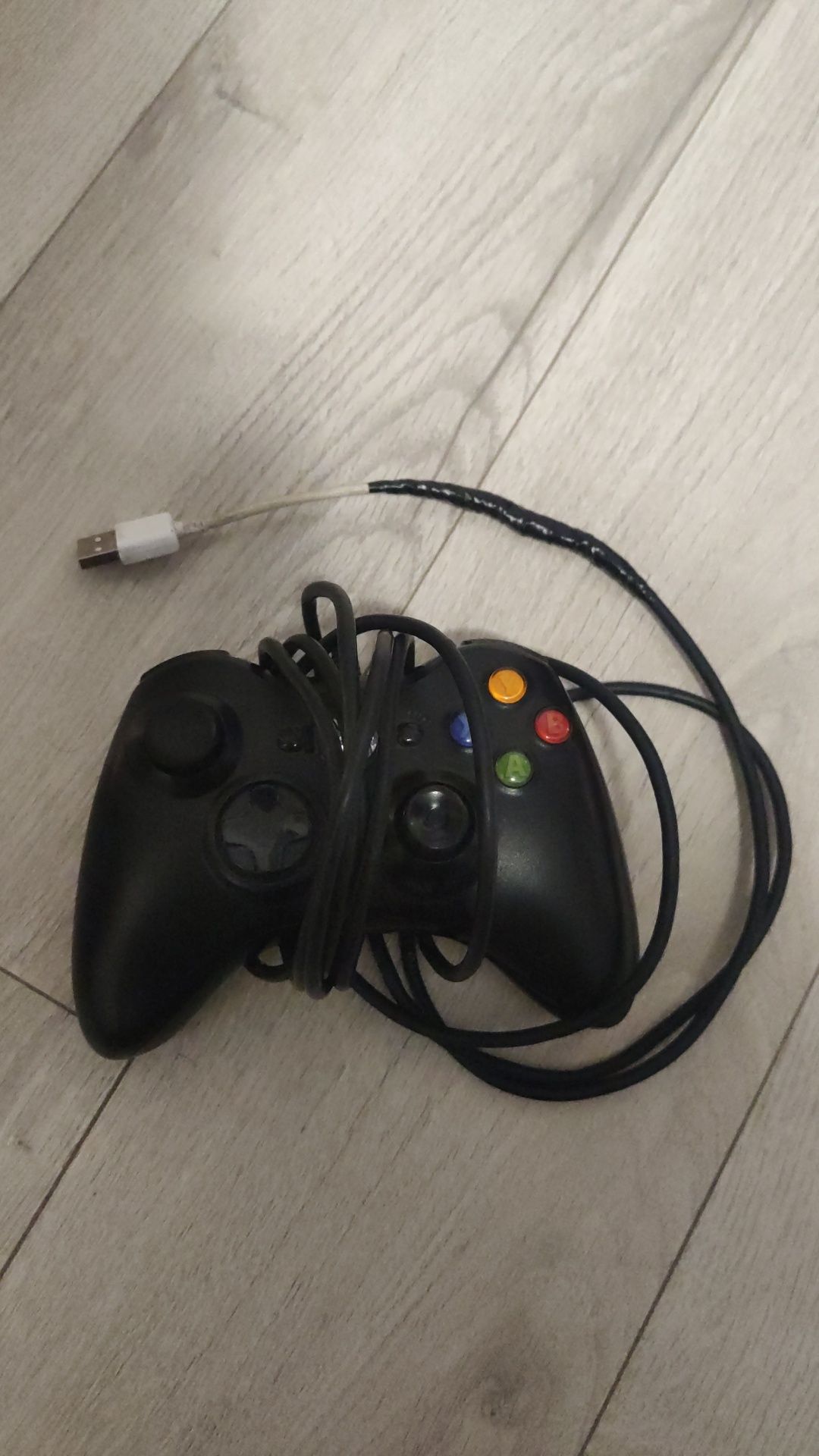 Joystick Xbox360 - cu cablu