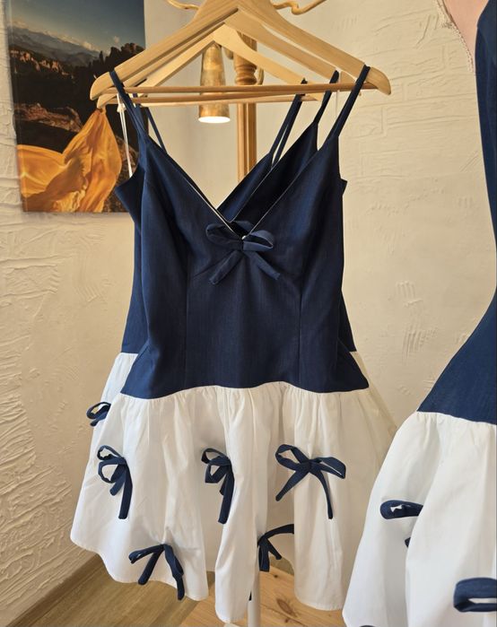 ASOS Luxe нови официални рокли