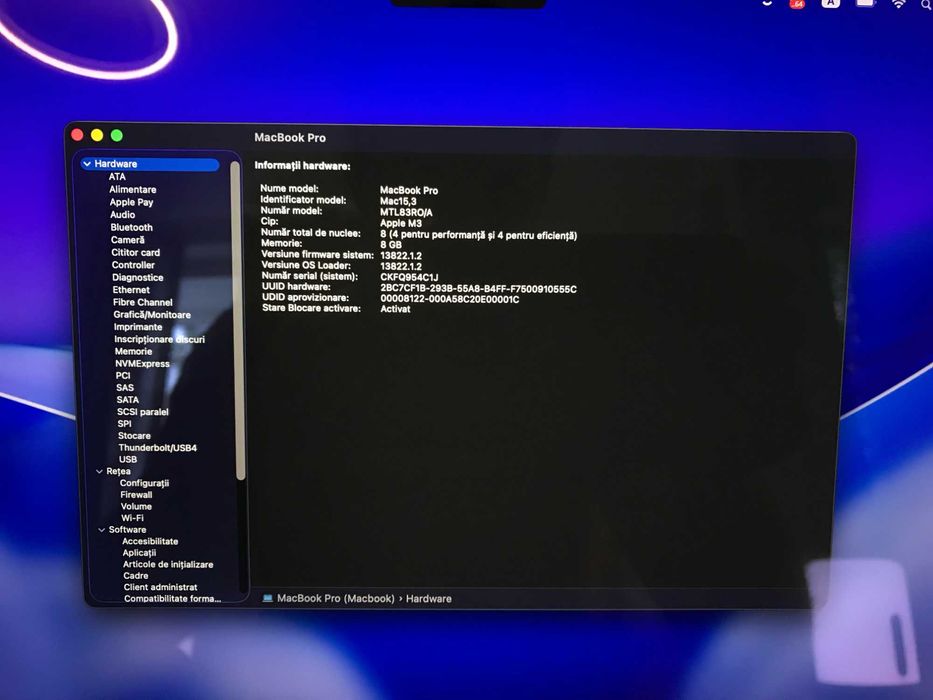 MacBook Pro 14 M3--2023--8GB RAM 1TB