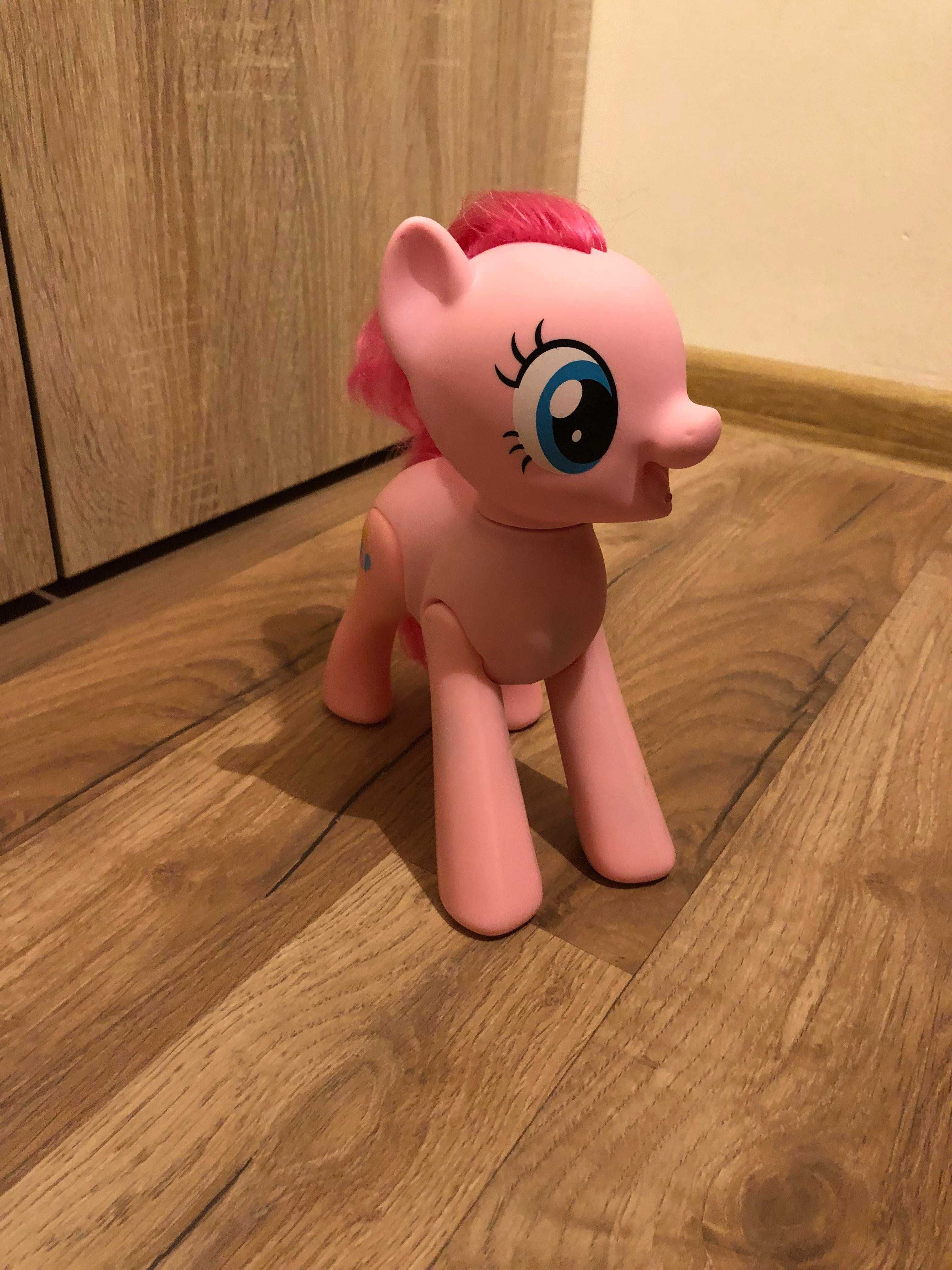 Figurina Hasbro, My Little Pony, Pinkie Pie, rade, 20 cm