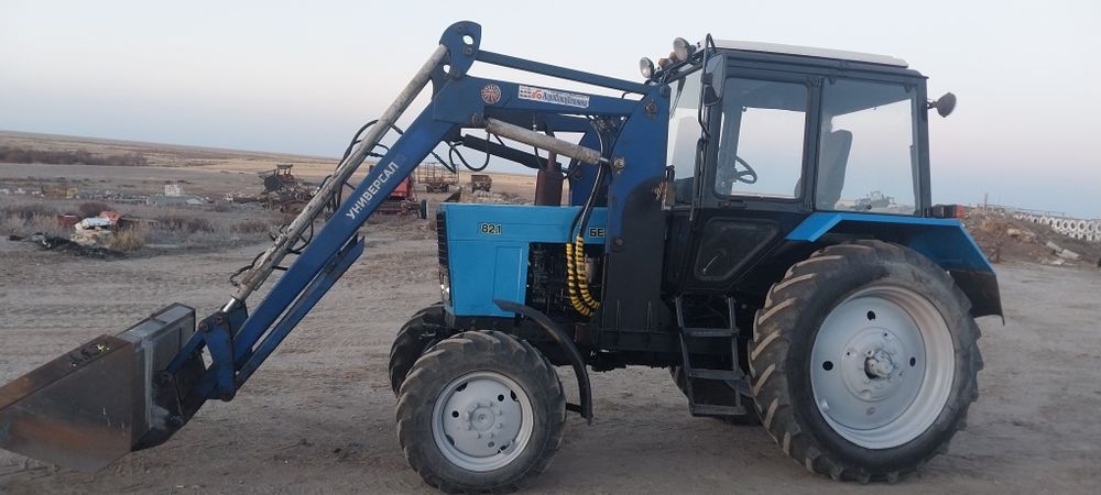 Продам трактор Беларусь мтз 82 с куном  погрузчик