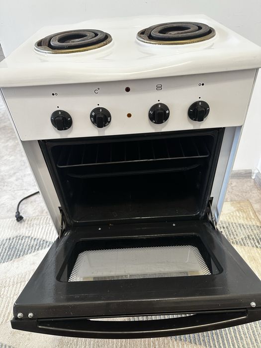 Плита с духовкой 15 тыс с доставкой