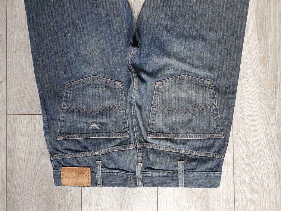 Blugi ARMANI barbati - Marimea 33 (Talie 85 cm)